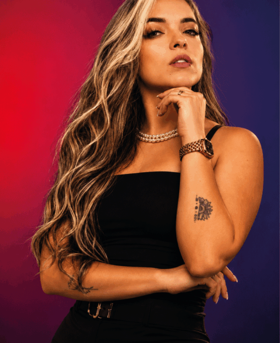 Juliana Flores Profesora - Salsa Bachata Reteats
